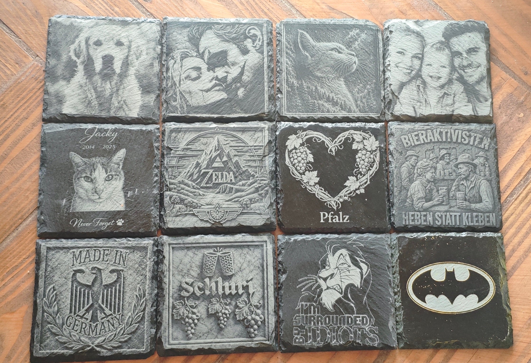 Personalisierte Schieferplatte 10×10 cm mit Portrait & Wunschtext – edle Fotogravur auf Naturschiefer