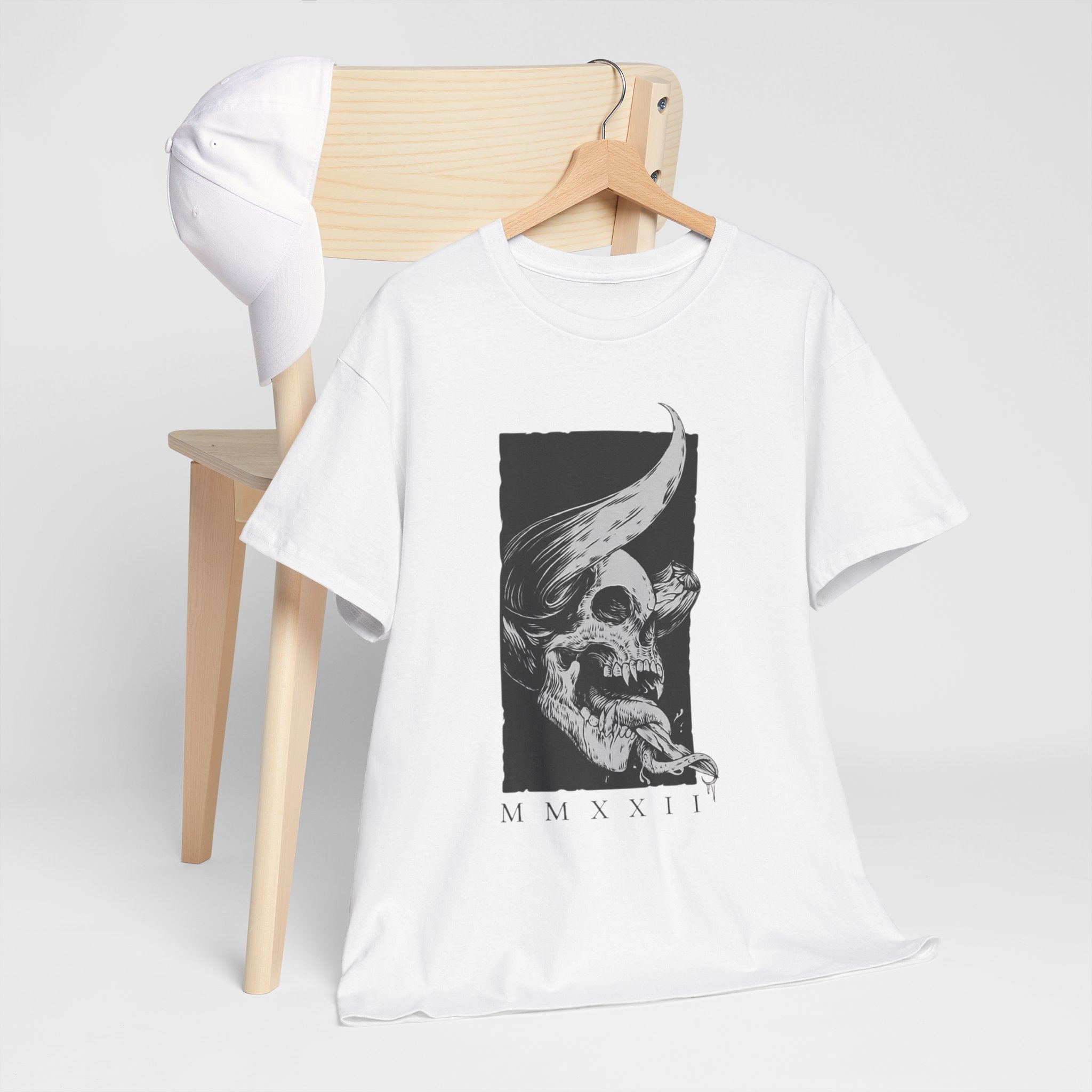 Herren T-Shirt „Skull MMXXII“